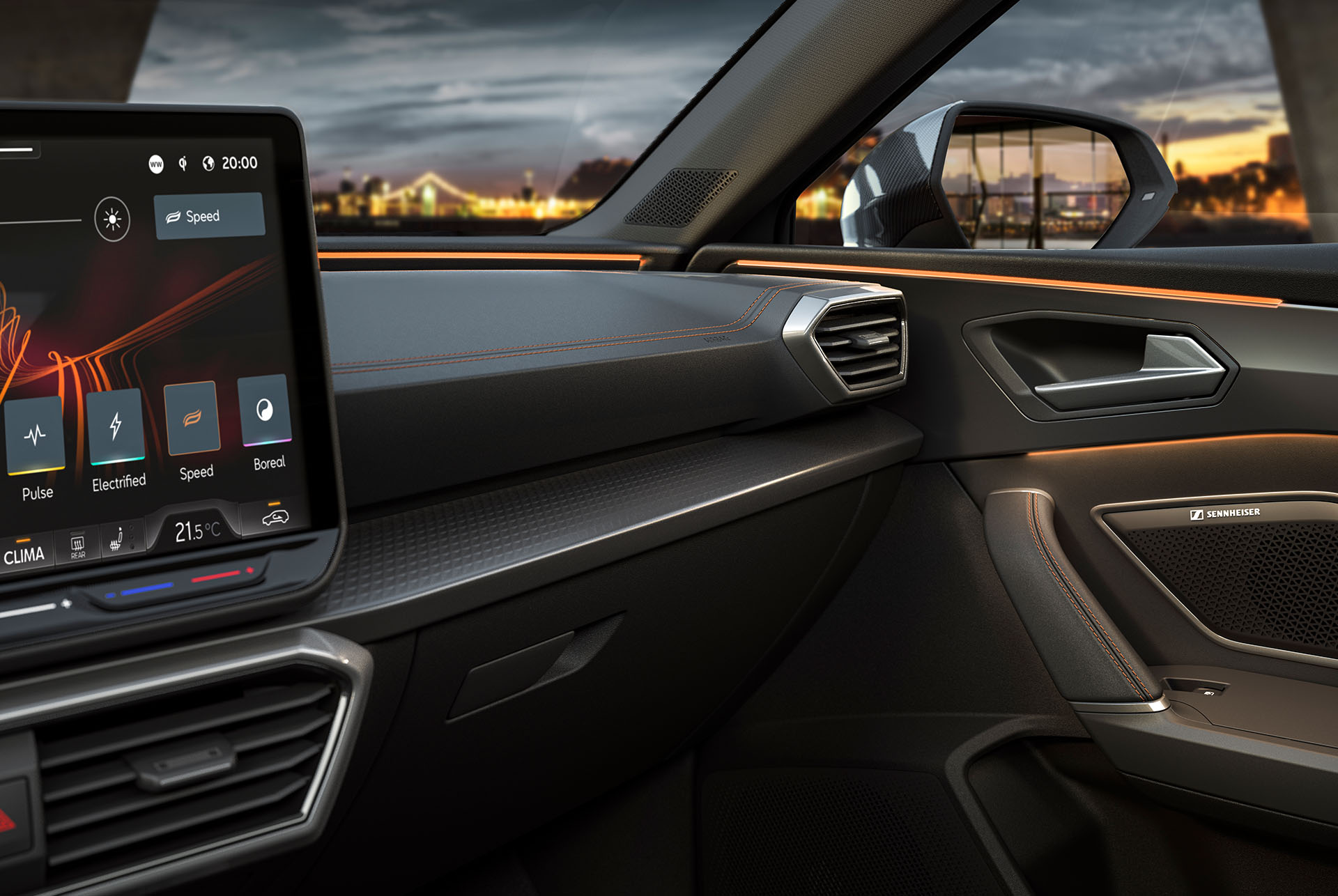 new leon sportstourer 2025 edge equipment upgrade technology, ambient lighting and infotainment system. Keyless advanced, anti-theft system and a rear view camera.